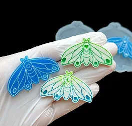 Молд силиконовый "Мотыльки с гравировкой" от @x.stitching_