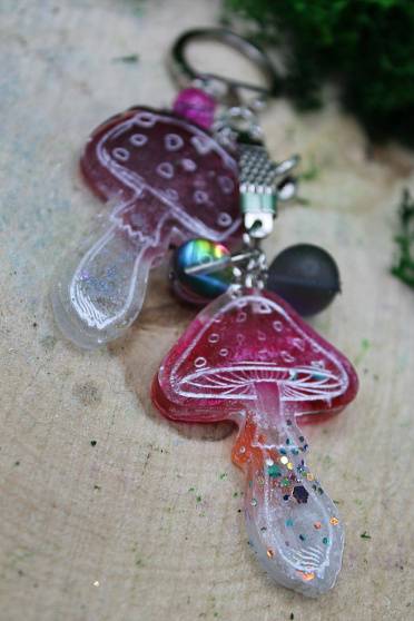 Молд силиконовый "Грибы" с гравировкой от @x.stitching_